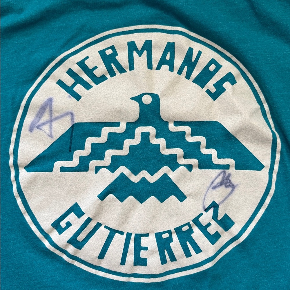 SIGNED Hermanos Gutiérrez Concert Tshirt - Picture 3 of 5